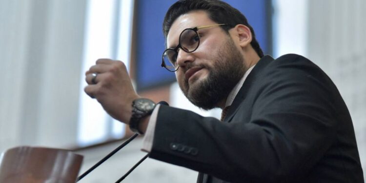 Ernestina Godoy debe ejecutar los mismos criterios de justicia: panistas