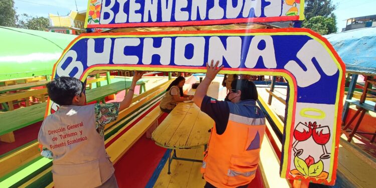 Revisan trajineras en Xochimilco por seguridad de turistas