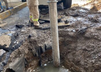 Alcaldía Venustiano Carranza repara mega fuga de agua que abastece a 50 mil personas