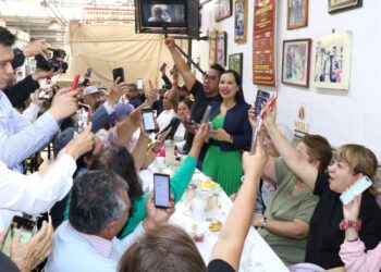 Sandra Cuevas contrata Internet para Mercados Públicos de la Cuauhtémoc