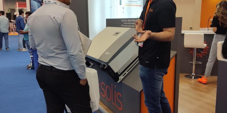 Solis se consolida como 3er mayor fabricante de inversores en el mundo
