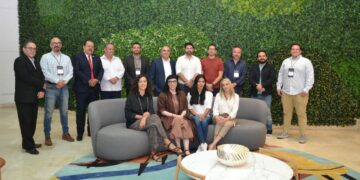 Industria mueblera busca competir con diseño