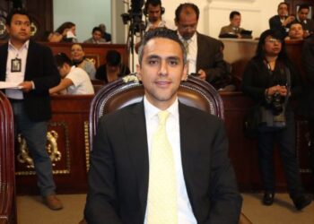 ¡Los Ojos de la Capital!