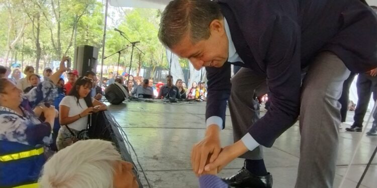 Aquí no damos dádivas, aquí servimos y trabajamos para ustedes: Giovani Gutiérrez