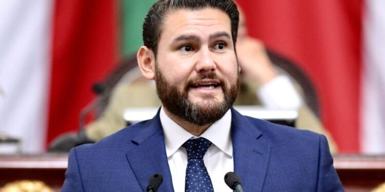 Mantenimiento del Metro necesita presupuesto anual: Diputado