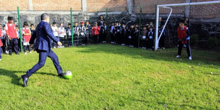 Procuramos un ambiente adecuado para estudiantes: Giovani Gutiérrez