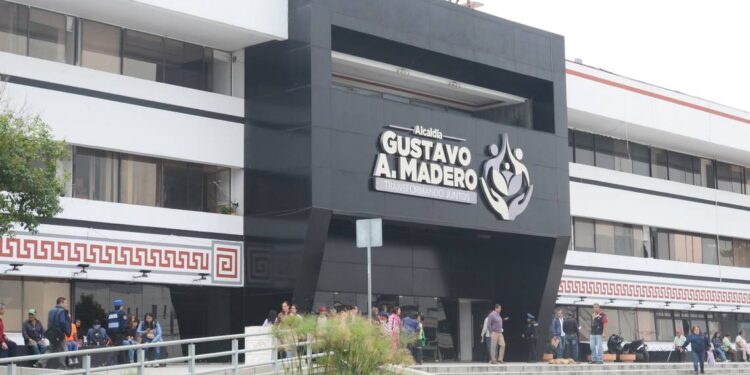 ¡Los Ojos de la Capital!