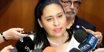 Senadora Ana Lilia Rivera celebra igualdad salarial en el deporte profesional