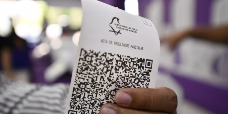 IECM aprueba las boletas que se usarán en el voto electrónico