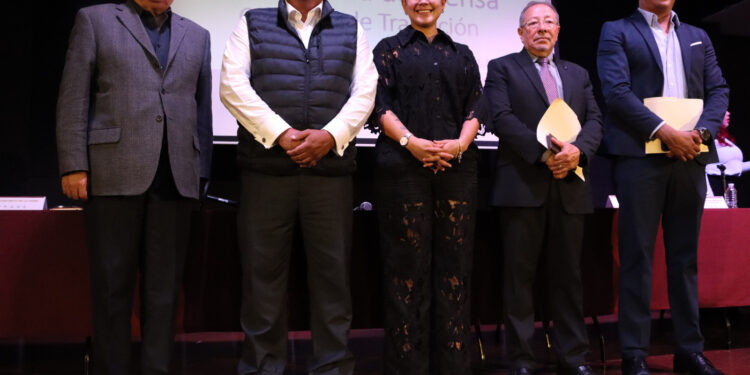 Circe Camacho ya tiene gabinete para Xochimilco 