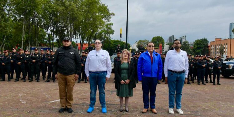Luis Mendoza garantiza seguridad a los vecinos de Benito Juárez, en su primer día como Alcalde
