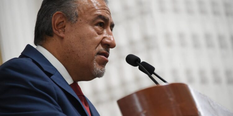 Una sociedad más justa y equitativa se logra con diálogo y democracia: Pablo Trejo