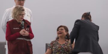 Vacunarán al 95% de capitalinos en campaña invernal contra Influenza y Covid-19