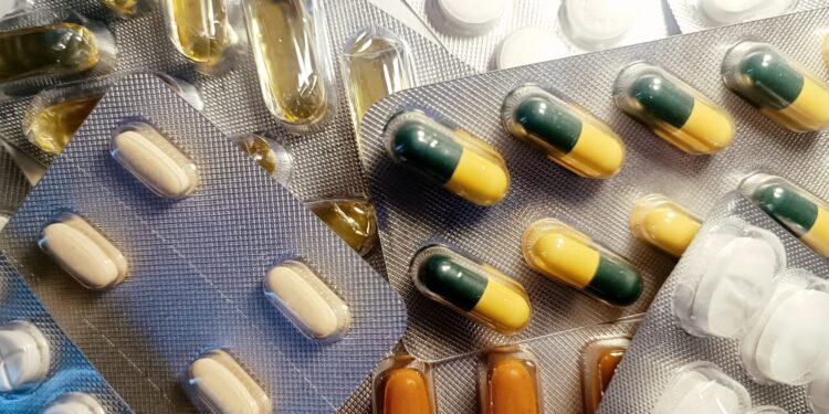 Automedicación provocó «súper-bacterias» inmunes a medicinas