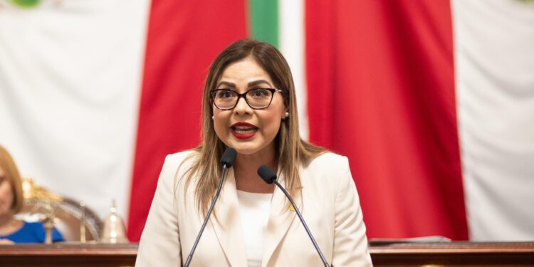 Brenda Ruíz pide armonizar la Ley de Acceso de las Mujeres a una Vida Libre de Violencia