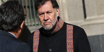 Fernández Noroña defiende la representación proporcional