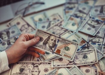 Precio del dólar hoy: Así pinta el tipo de cambio para este 23 de diciembre
