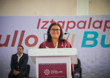 Villa Navideña y pista de hielo, en Iztapalapa