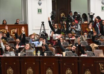 Bertha María Alcalde toma protesta como nueva Fiscal de la Ciudad