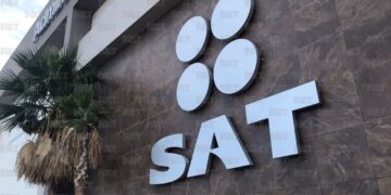 ¿Te depositan más de 15 mil pesos? Esto hace el SAT si lo detecta