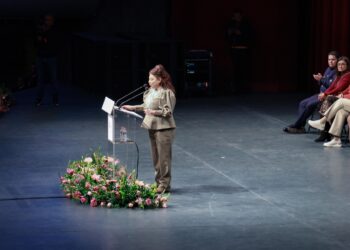 Brugada otorga base a 5 mil nuevos trabajadores del Gobierno de la Ciudad