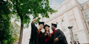 Beca Jóvenes Escribiendo el Futuro 2025: Todo lo que necesitas saber sobre el registro y requisitos