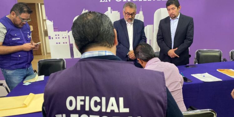 Entrega Congreso CDMX a IECM listado de candidaturas para elección del Poder Judicial