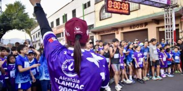 Tláhuac reúne a más de 4 mil participantes en la Gran Carrera «Tan Fuerte como una Mujer»