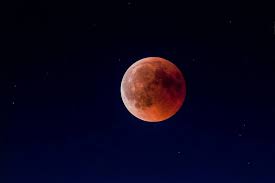 ¡Prepárate para la Espectacular ‘Luna de Sangre’ de Esta Noche!