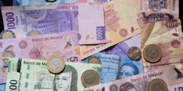 Peso mexicano se deprecia ante anuncio de aranceles de Trump