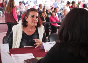 Iztapalapa atiende necesidades de la población en Audiencia Ciudadana