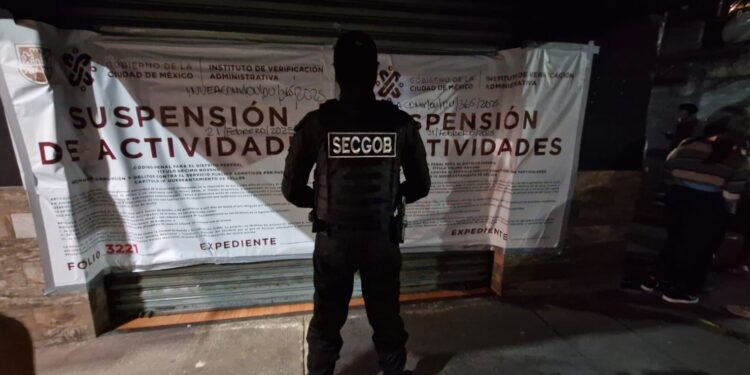 Morena rechaza diálogo con bares y pulquerías afectados por operativos nocturnos en la capital