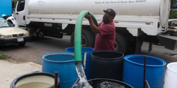 Hasta 10 años de cárcel por huachicoleo de agua en CDMX