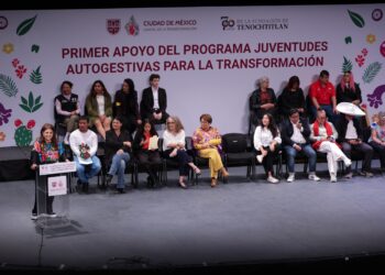 Otra vez Clara Brugada reparte dinero: programas disfrazados de ideología