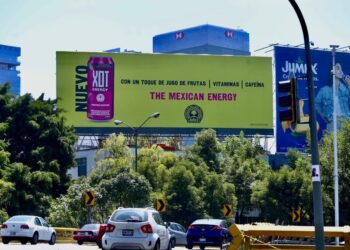Lanzan ofensiva contra publicidad de alcohol en CDMX rumbo al Mundial 2026