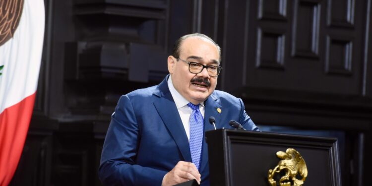 UIF: Perfil técnico sin oposición, pero sin debate real