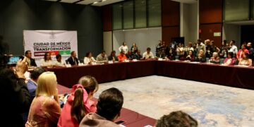 Morena presume unidad durante Plenaria