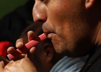 No más vapeadores y cigarrillos electrónicos en la capital