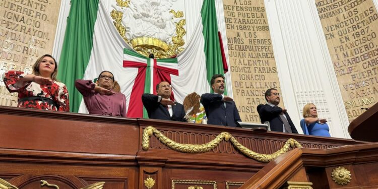 ¡Los Ojos de la Capital!