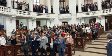 Congreso CDMX toma protesta a 137 integrantes del Poder Judicial