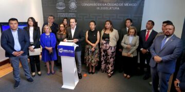 Casarín entierra la democracia en Álvaro Obregón