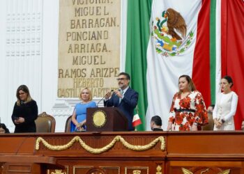 ¡Los Ojos de la Capital!