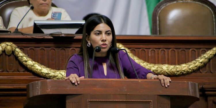 Gobierno capitalino incumple con padrón de anfitriones