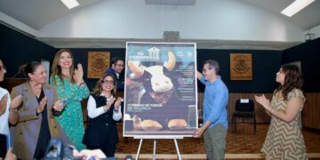 ¡Los Ojos de la Capital!