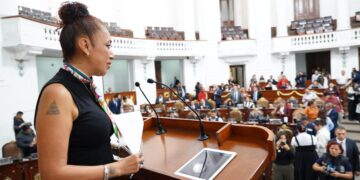 Niñez invisible crece entre rejas en México