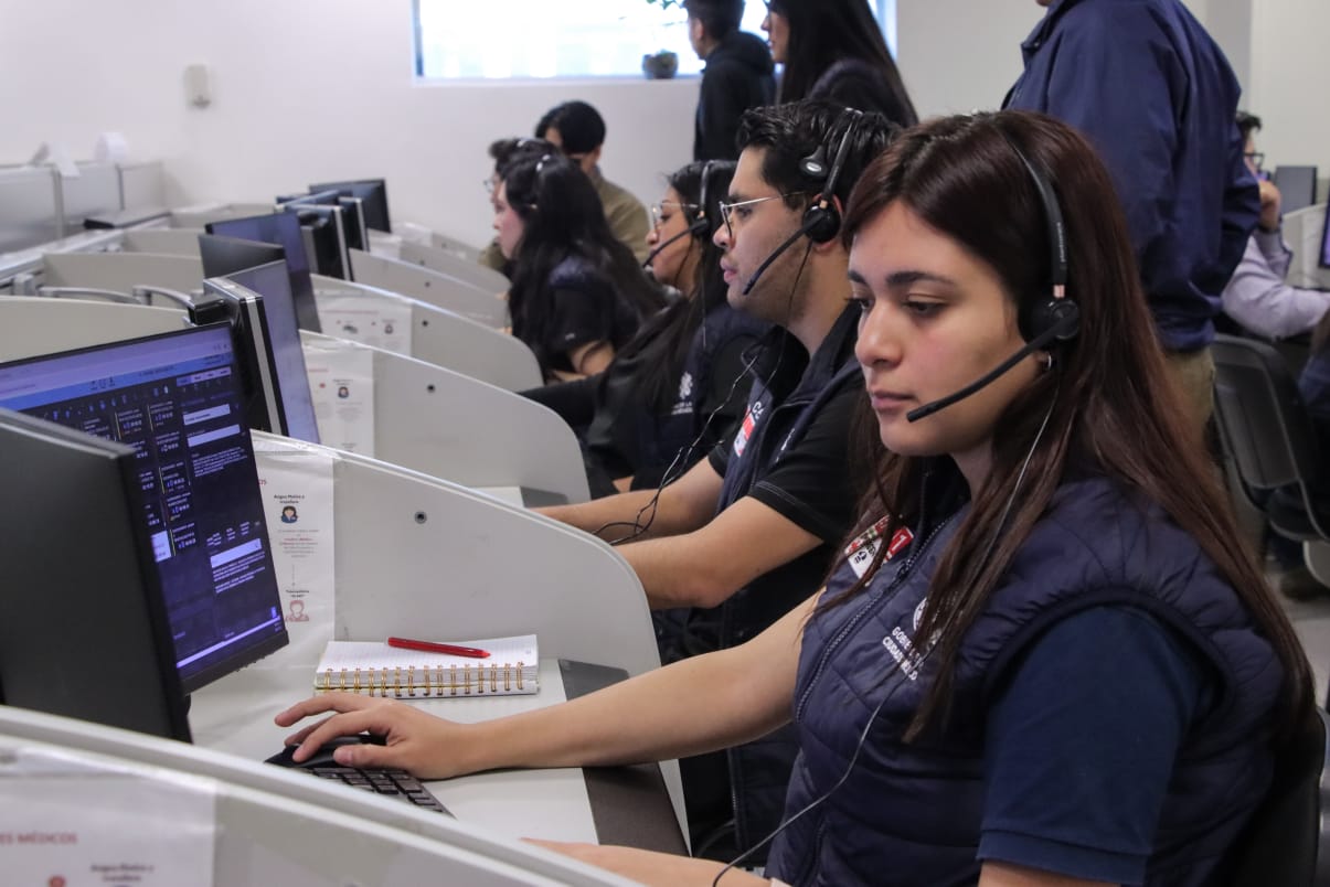 Bajan más de 21% las llamadas falsas al 911 en CDMX durante diciembre