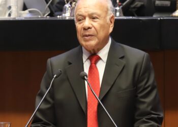 Impulsan aulas libres de «distracciones» tecnológicas