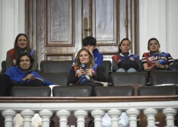 Impulsan rescate de infraestructura deportiva y promoción del tocho bandera