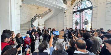 Morena blinda a responsables y monta show político