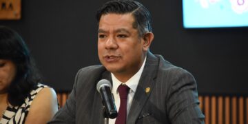 Morena apuesta por mujeres sindicalistas; Juan Rubio encabeza capacitación